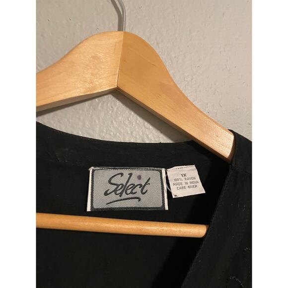 Vintage Select Womens Tunic 1X Black Rayon Embroidered Button Up Whimsigoth 90s - Picture 2 of 6